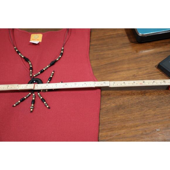 Ruby Rd Shirt Women Large Red Maroon‎ Sleeveless Ribbed Tank With Necklace Boho - Picture 9 of 13